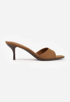 Ciemnobeżowe Eleganckie Klapki VICES na Niskiej Szpilce z Imitacji Zamszu Hartar