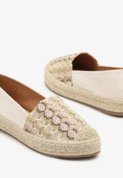 Ciemnobeżowe Espadryle Ozdobione Plecionką i Geometrycznym Motywem Sdivoria