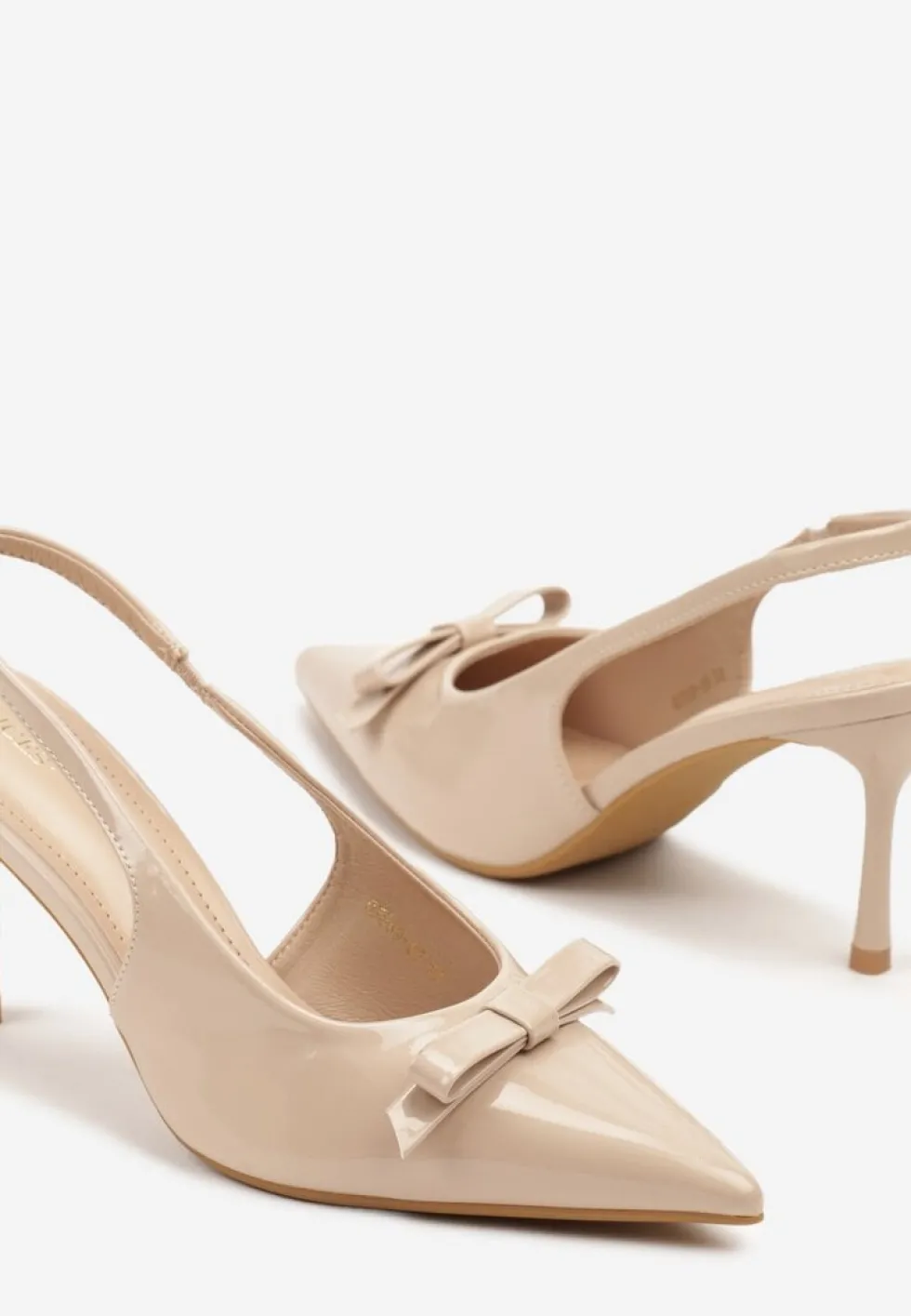 Ciemnobeżowe Lakierowane Sandały Szpilki Vices Typu Slingback z Kokardą Dorozia