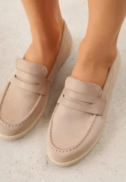 Ciemnobeżowe Mokasyny z Plecionką w Stylu Boho Galenatea