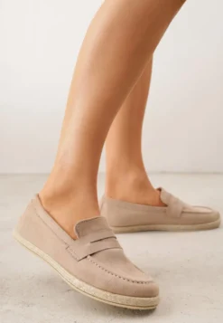 Ciemnobeżowe Mokasyny z Plecionką w Stylu Boho Galenatea
