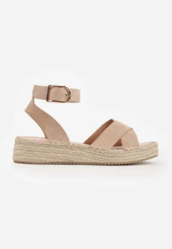 Ciemnobeżowe Sandały z Plecionki w Stylu Boho VICES z Paskami w Kształcie X Nahmala