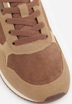 Ciemnobeżowe Sneakersy Basic z Imitacji Zamszu Ozdobione Przeszyciami Nethe