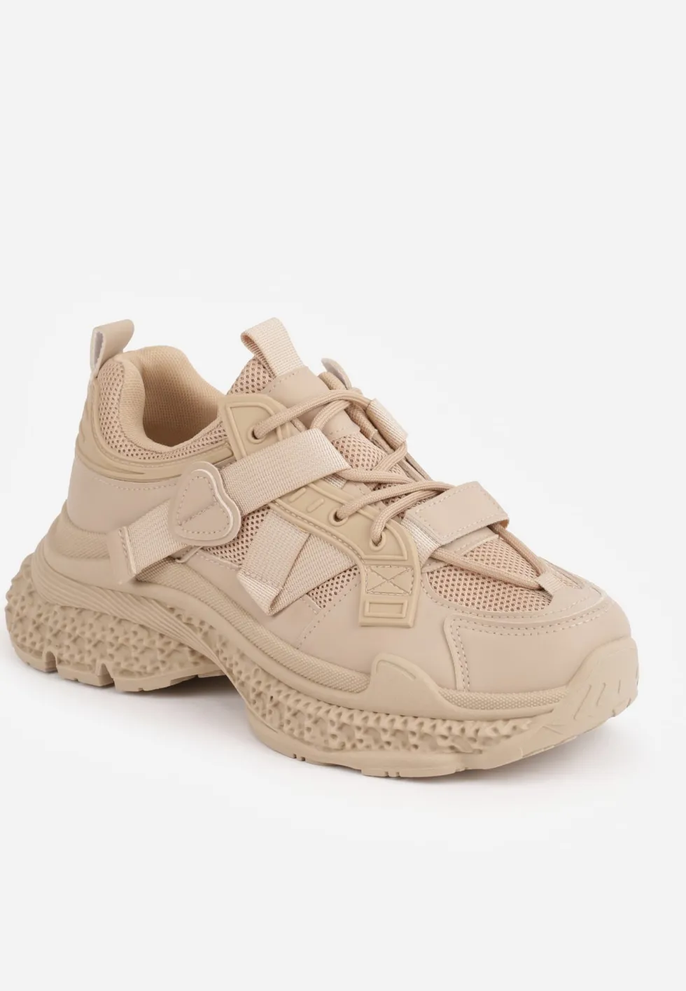 Ciemnobeżowe Sneakersy Chunky na Tłoczonej Platformie z Naszywką w Kształcie Serca Chylera