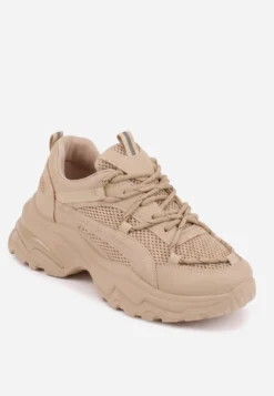 Ciemnobeżowe Sneakersy na Masywnej Podeszwie z Siateczkowym Wstawkami i Ozdobnymi Sznurówkami Ollavia