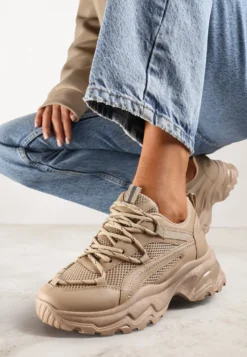 Ciemnobeżowe Sneakersy na Masywnej Podeszwie z Siateczkowym Wstawkami i Ozdobnymi Sznurówkami Ollavia