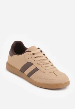 Ciemnobeżowe Sneakersy na Płaskiej Podeszwie z Paskami Jereria