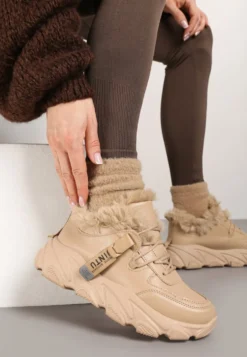 Ciemnobeżowe Sneakersy Przed Kostkę na Płaskiej Grubej Podeszwie z Ociepleniem ze Sztucznego Futerka Borrolla