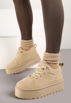 Ciemnobeżowe Sneakersy Stylizowane na Śniegowce Ozdobione Futerkiem Maviena