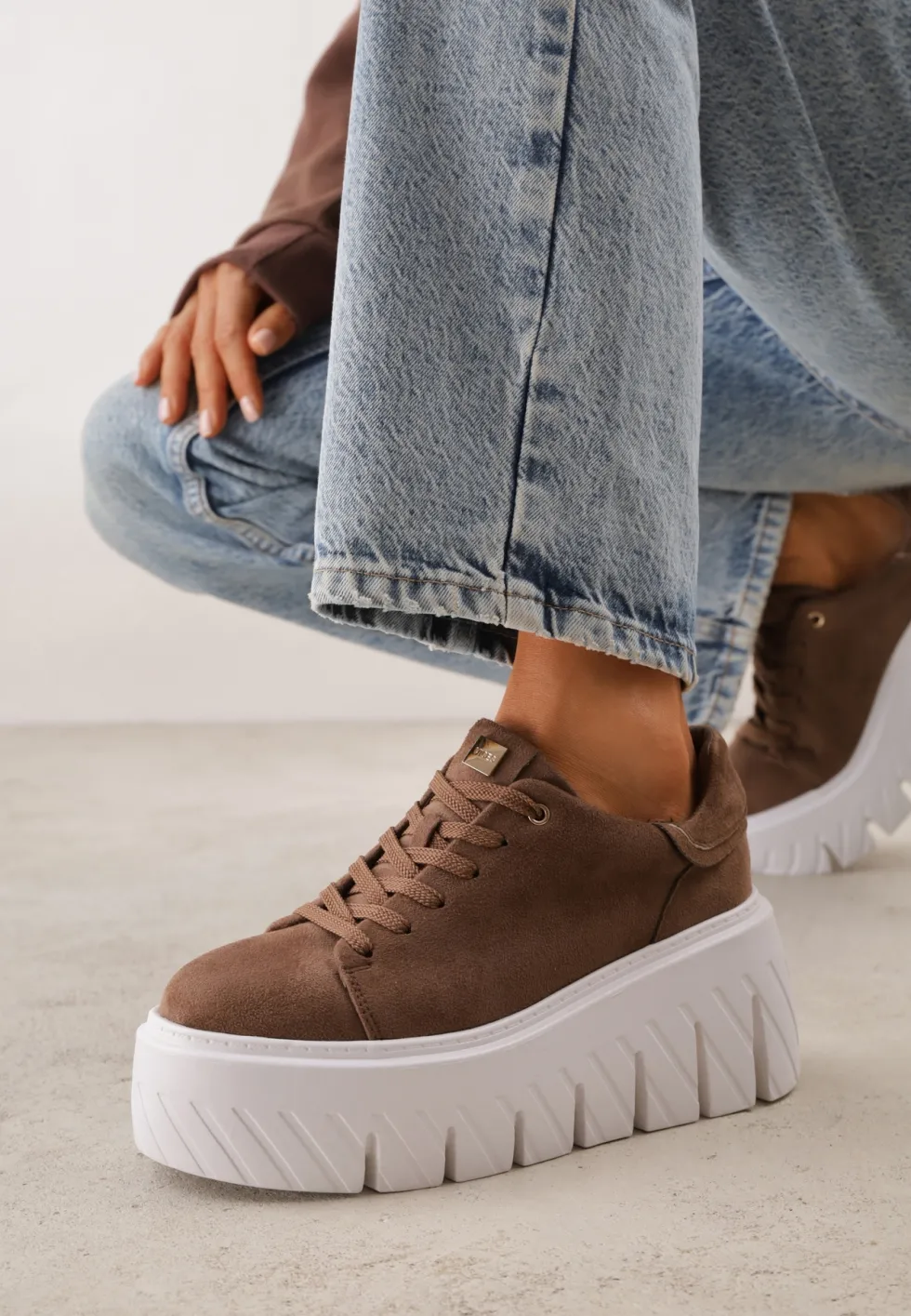 Ciemnobeżowe Sneakersy VICES na Platformie Typu Chunky Tassi
