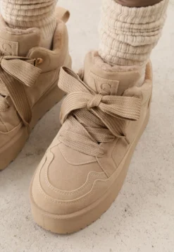 Ciemnobeżowe Sneakersy Vices na Platformie Obszyte Futerkiem Naleris