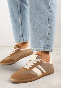 Ciemnobeżowe Sneakersy w Stylu Tenisówek Ozdobione Paskami Jenaniela