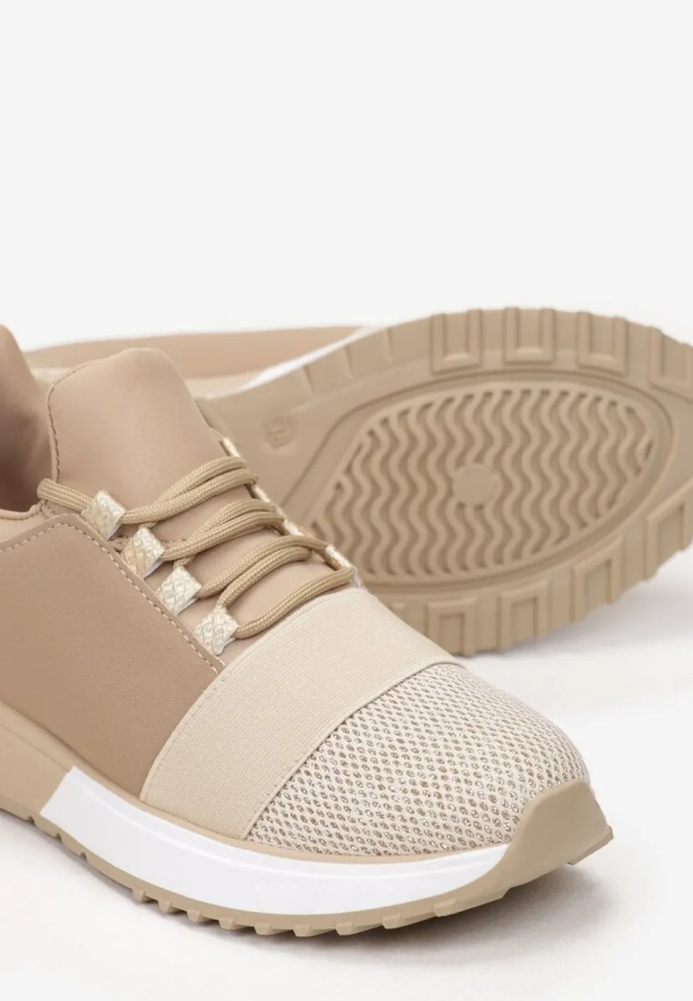 Ciemnobeżowe Sneakersy z Elastyczną Cholewką przed Kostkę i Brokatem Dalapa