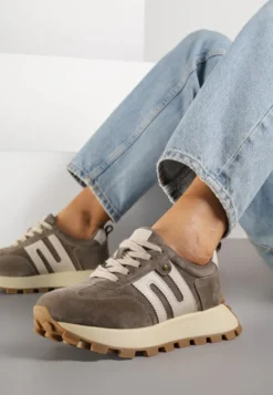 Ciemnobeżowe Sneakersy ze Skóry Naturalnej Ozdobione Geometrycznym Wzorem Melassea