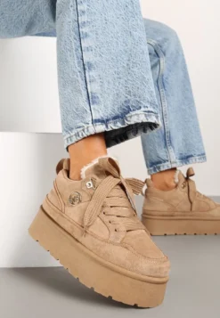 Ciemnobeżowe Sneakersy z Imitacji Zamszu na Grubej Podeszwie Wyściełane Futerkiem Senavel