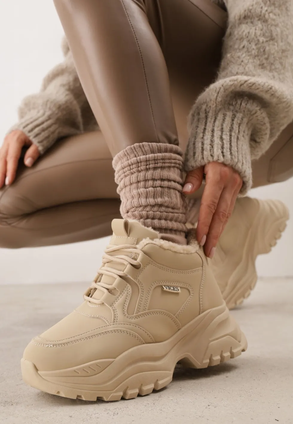 Ciemnobeżowe Streetwearowe Sneakersy Vices Chunky w Stylu Traperów na Platformie Leate