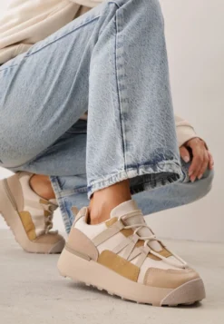 Ciemnobeżowe Sznurowane Płaskie Sneakersy z Kolorowymi Wstawkami Wonise