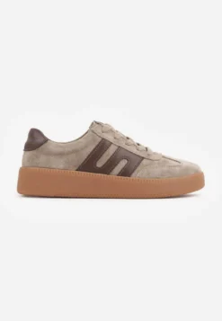Ciemnobeżowe Zamszowe Sneakersy na Kauczukowej Podeszwie z Geometrycznym Wzorem Ovrel
