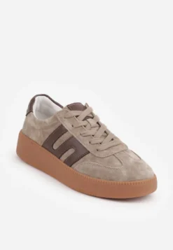 Ciemnobeżowe Zamszowe Sneakersy na Kauczukowej Podeszwie z Geometrycznym Wzorem Ovrel