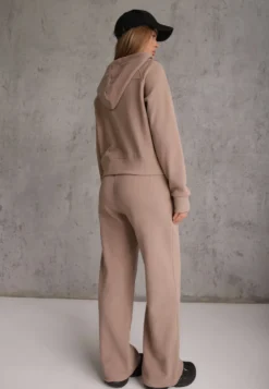 Ciemnobeżowy Prążkowany Komplet Dresowy Bluza z Kapturem i Spodnie Wide Leg Jateia