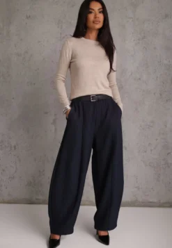 Ciemnobeżowy Sweter z Bawełną w Minimalistycznym Stylu Radeken