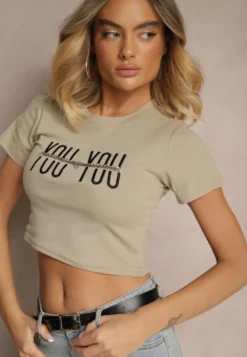 Ciemnobeżowy T-shirt z Bawełny Ozdobiony Łańcuchem i Napisem Olithel