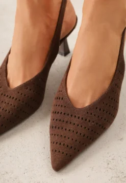 Ciemnobrązowe Czółenka Slingback VICES na Kaczuszce z Ażurową Cholewką Klephei