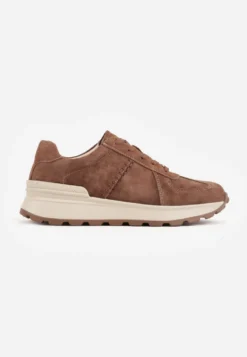 Ciemnobrązowe Sneakersy z Zamszu Naturalnego na Platformie z Bieżnikiem Eplia