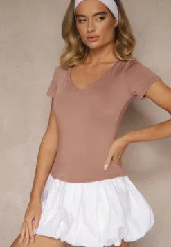 Ciemnoróżowy Dopasowany T-shirt z Wiskozą z Dekoltem w Kształcie Litery V Follerea