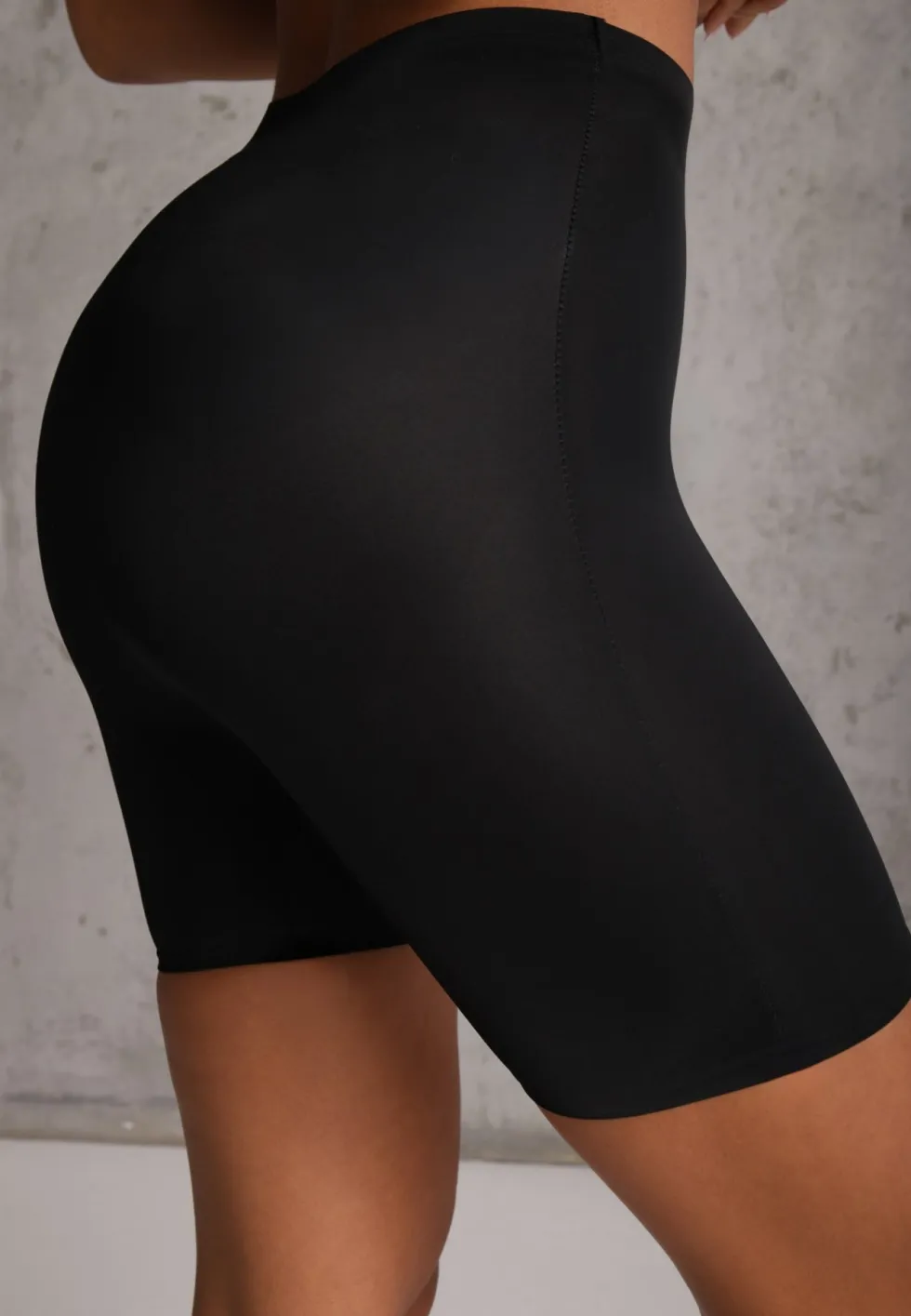 Czarna Bielizna Modelująca Majtki High Waist Listea