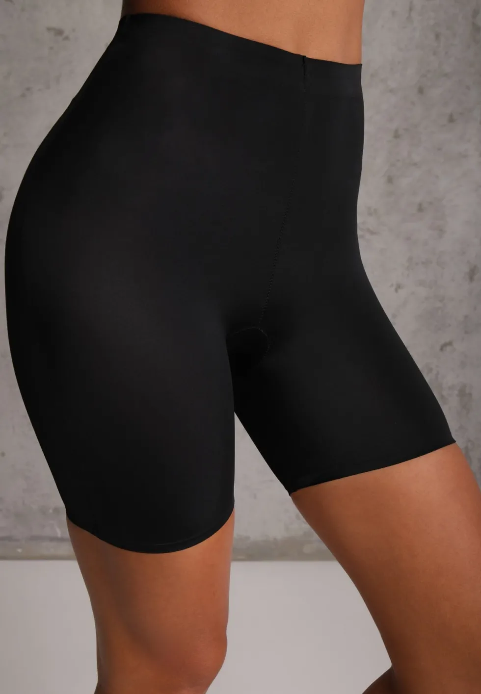 Czarna Bielizna Modelująca Majtki High Waist Listea