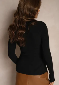 Czarna Bluzka Longsleeve w Cienkie Prążki Terilissa