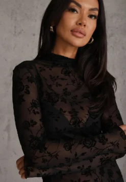 Czarna Bluzka Longsleeve ze Stójką z Siateczkowego Materiału z Kwiatowym Wzorem Harlie