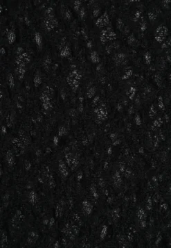 Czarna Bluzka Longsleeve z Koronki z Dekoltem w Stylu Łódki Chaldera