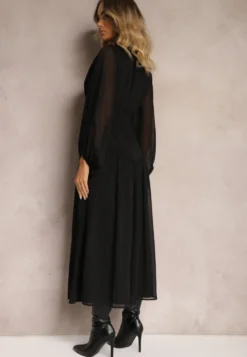 Czarna Elegancka Sukienka w Stylu Vintage z Powlekanymi Guzikami i Marszczeniami Lefandia