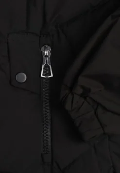 Czarna Kurtka z Kapturem Ozdobiona Pikowaniem Lilora