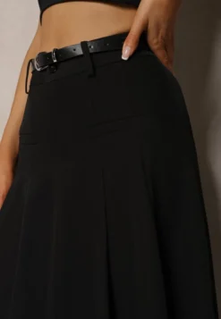 Czarna Spódnica o Rozkloszowanym Kroju High Waist z Paskiem i Imitacją Kieszeni Rivivia