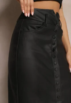 Czarna Spódnica z Imitacji Skóry High Waist z Rozcięciem i Napami z Przodu Asttia