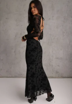 Czarna Sukienka VICES Bodycon z Siateczki Ozdobionej Wzorem w Kwiaty Rivita