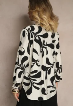 Czarna Wiskozowa Bluzka o Koszulowym Kroju z Dekoltem w Serek w Roślinny Print Kolaniria