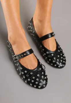 Czarne Balerinki z Ozdobnymi Nitami i Kokardą Ridiante