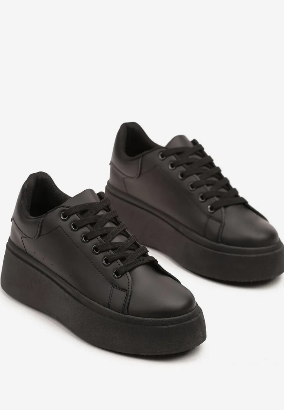 Czarne Basicowe Sneakersy na Platformie Jorvisa