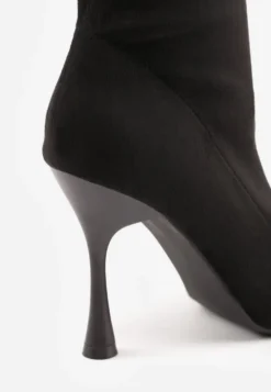 Czarne Botki Vices na Szpilce w Stylu Klepsydry Noraye