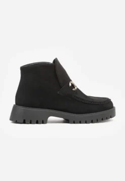 Czarne Botki w Stylu Loafersów Zdobione Metaliczną Aplikacją Aqianey