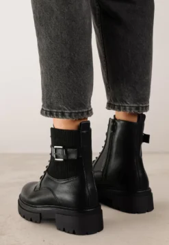 Czarne Botki w Stylu Workerów Grunge Eiase