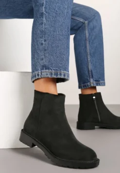 Czarne Botki z Imitacji Zamszu w Eleganckim Stylu Niadoraea