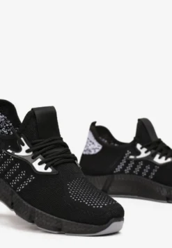 Czarne Buty Sportowe przed Kostkę z Perforacją Shoseal