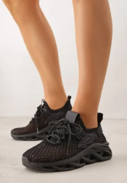 Czarne Buty Sportowe Sneakersy na Platformie Ozdobionej Tłoczeniem Teliriella