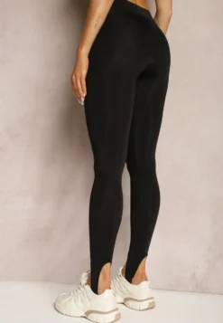 Czarne Casualowe Legginsy High Waist Zakończone Antypoślizgową Gumką Zakładaną na Piętę Elanielle
