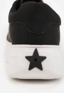 Czarne Chunky Sneakersy VICES na Platformie z Ozdobą w Kształcie Gwiazdki Anatale